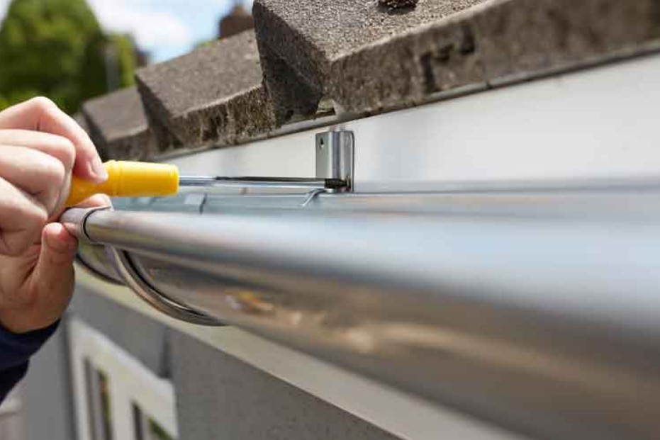 EAVESTROUGH REPAIR: SIGNS TO LOOK OUT FOR