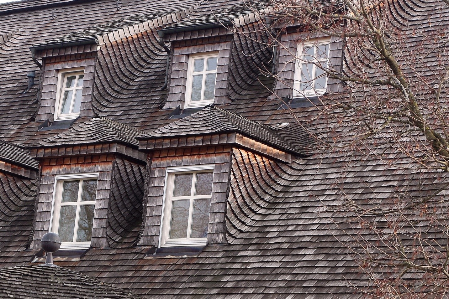 The Least Expensive Types of Roofing Materials Save The Big House