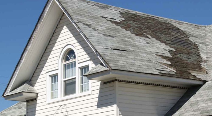 How Heavy Winds Affect Your Roof