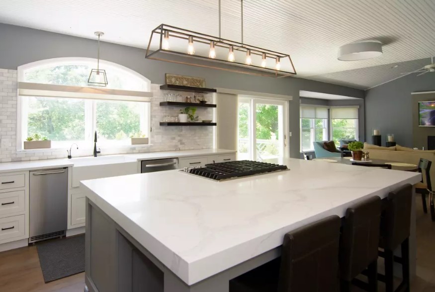 Quartz Countertop for a Classy Kitchen